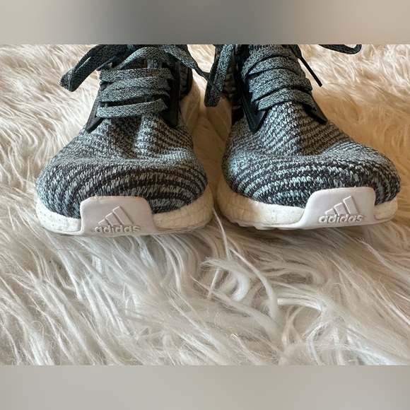 Adidas X Parley Ultra Boost Size 8.5 - Picture 5 of 14